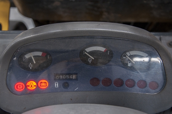 ขายรถโฟล์คลิฟท์ KOMATSU รุ่น FG35NT-7 ราคา 345,000 บาท นำเข้าจากประเทศญี่ปุ่น 100\% ไม่เคยใช้งานในประเทศไทย