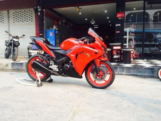 ขาย cbr150i ปี 2012 ครับ สีแดง