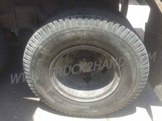 หางพ่วงพื้นเรียบ  ของอู่พนัส  ยาว 9.56  เมตร   กว้าง  2.50 เมตร