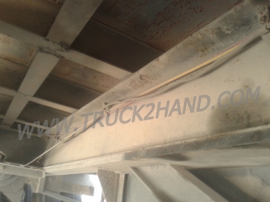 หางพ่วงพื้นเรียบ  ของอู่พนัส  ยาว 9.56  เมตร   กว้าง  2.50 เมตร