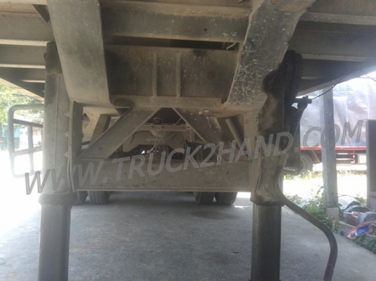 หางพ่วงพื้นเรียบ  ของอู่พนัส  ยาว 9.56  เมตร   กว้าง  2.50 เมตร