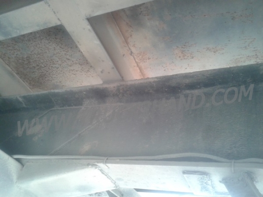 หางพ่วงพื้นเรียบ  ของอู่พนัส  ยาว 9.56  เมตร   กว้าง  2.50 เมตร