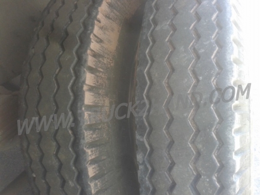 หางพ่วงพื้นเรียบ  ของอู่พนัส  ยาว 9.56  เมตร   กว้าง  2.50 เมตร