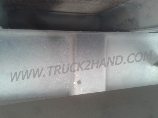 หางพ่วงพื้นเรียบ  ของอู่พนัส  ยาว 9.56  เมตร   กว้าง  2.50 เมตร