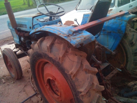 ขายค่ะ...รถไถเล็กHINOMOTO-E25/สภาพพร้อมใช้ค่ะ