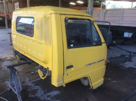 หัวเก๋ง NPR115 (หัวกว้าง) สภาพเดิมสวย อุปกรณ์ครบ ขาย43,000 บาท