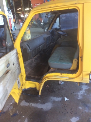 หัวเก๋ง NPR115 (หัวกว้าง) สภาพเดิมสวย อุปกรณ์ครบ ขาย43,000 บาท