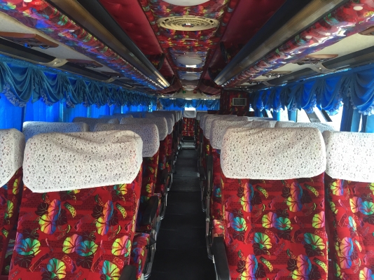 ขายรถบัส 8 ล้อ