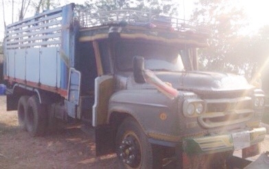 ISUZU TX 145 HP 6BB1 รถหัวยาว 10 ล้อเพลาเดียว กระบะไม้คอกสูงเกษตรความยาว 6.20 เมตรสภาพสวยพื้นไม้ไม่มีผุพร้อมบรรทุกหนักได้เลย เครื่องยนต์แรงดีเดิมดีไม่เยิ้ม หัวเก๋งไม่ผุเดิมบางดี ภายในคอนโซลอยู่ครบ พวงมาลัยธรรมดา ช่วงล่างชุดเพลาเดียวของมิตซูบิชิ FUSO ยางสภ ISUZU TX 145 HP 6BB1 รถหัวยาว 10 ล้อเพลาเดียว กระบะไม้คอกสูงเกษตรความยาว 6.20 เมตรสภาพสวยพื้นไม้ไม่มีผุพร้อมบรรทุกหนักได้เลย เครื่องยนต์แรงดีเดิมดีไม่เยิ้ม หัวเก๋งไม่ผุเดิมบางดี ภายในคอนโซลอยู่ครบ พวงมาลัยธรรมดา ช่วงล่างชุดเพลาเดียวของมิตซูบิชิ FUSO ยางสภ