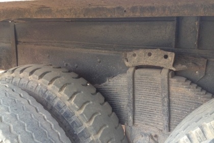 ISUZU TX 145 HP 6BB1 รถหัวยาว 10 ล้อเพลาเดียว กระบะไม้คอกสูงเกษตรความยาว 6.20 เมตรสภาพสวยพื้นไม้ไม่มีผุพร้อมบรรทุกหนักได้เลย เครื่องยนต์แรงดีเดิมดีไม่เยิ้ม หัวเก๋งไม่ผุเดิมบางดี ภายในคอนโซลอยู่ครบ พวงมาลัยธรรมดา ช่วงล่างชุดเพลาเดียวของมิตซูบิชิ FUSO ยางสภ ISUZU TX 145 HP 6BB1 รถหัวยาว 10 ล้อเพลาเดียว กระบะไม้คอกสูงเกษตรความยาว 6.20 เมตรสภาพสวยพื้นไม้ไม่มีผุพร้อมบรรทุกหนักได้เลย เครื่องยนต์แรงดีเดิมดีไม่เยิ้ม หัวเก๋งไม่ผุเดิมบางดี ภายในคอนโซลอยู่ครบ พวงมาลัยธรรมดา ช่วงล่างชุดเพลาเดียวของมิตซูบิชิ FUSO ยางสภ