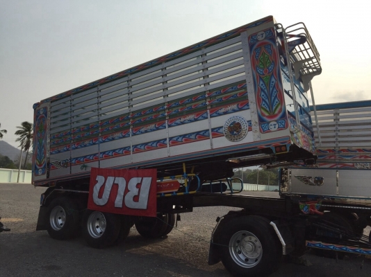 ขายลูกกะบะพ่วงอลูมิเนีมเสาชน ขนาด ยาว6.8 กว้าง 2.5 สูง 2.2