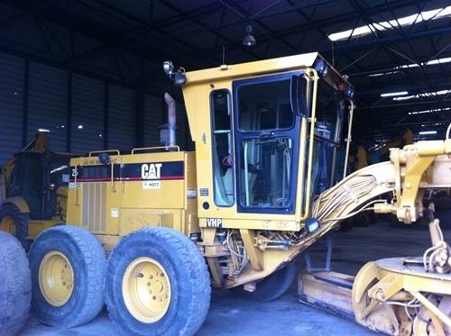 รถเกรด CATERPILLAR 140H รถนำเข้าจากญี่ปุ่น