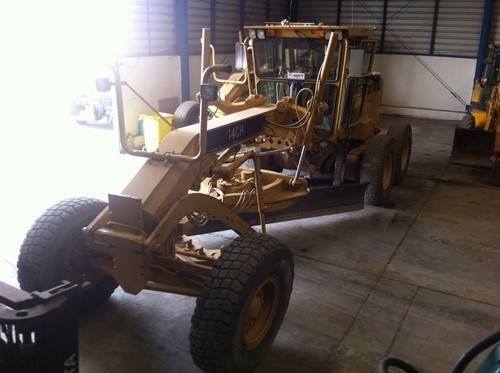 รถเกรด CATERPILLAR 140H รถนำเข้าจากญี่ปุ่น