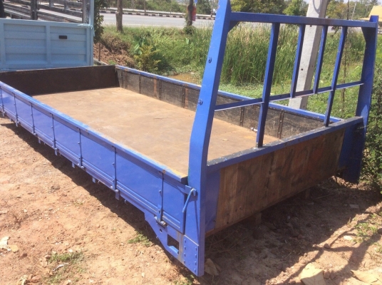 กะบะ6ล้อ NPR สภาพสวย พื้นปูเหล็ก ยาว 4.3 ม. คานดี พื้นดี ไม้ไม่ผุ ขาย 38,000 บาท (ศุภากร 081-4252943)