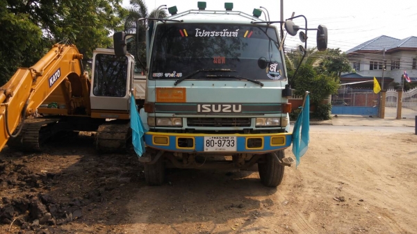 รถสิบล้อ ISUZU 240 รถสิบล้อ ISUZU 240