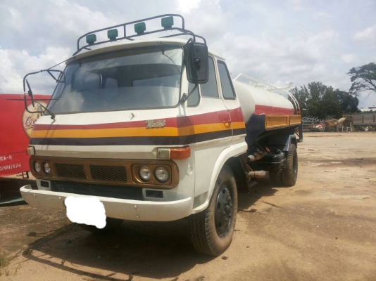 รถน้ำทะเบียนพร้อมใช้งาน