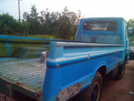 ขายด่วนๆๆๆ...รถสี่ล้อกลางเครื่อง2800/อีซูซุ(ทะเบียนแจ้งจอด)ค่ะ