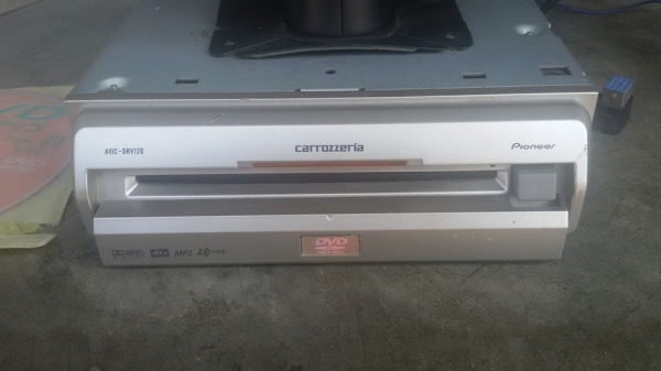 รุ่นเก่าพร้อมจอ รุ่นเก่าพร้อมจอ