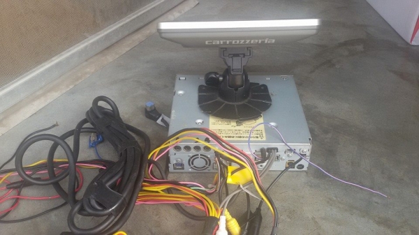 รุ่นเก่าพร้อมจอ รุ่นเก่าพร้อมจอ