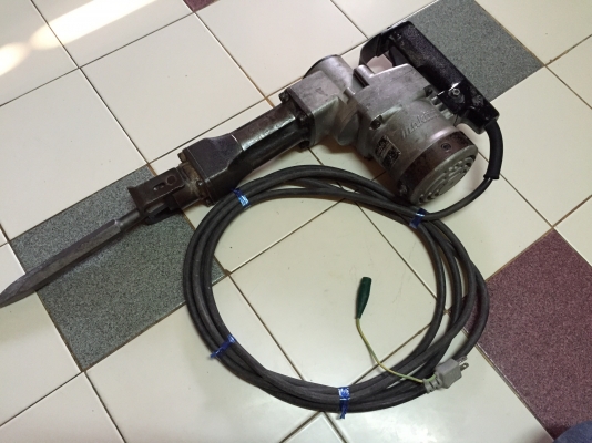 ขายเครื่องสกัดแย็กยี่ห้อMakitaรุ่นHM1201(made in japan)สภาพดีพร้อมใช้งาน