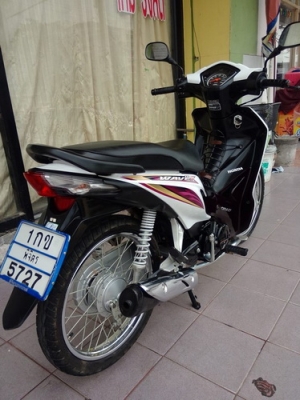 Honda Wave110i รถปลายปี57 สวยๆประหยัดน้ำมัน ราคาถูกๆครับ