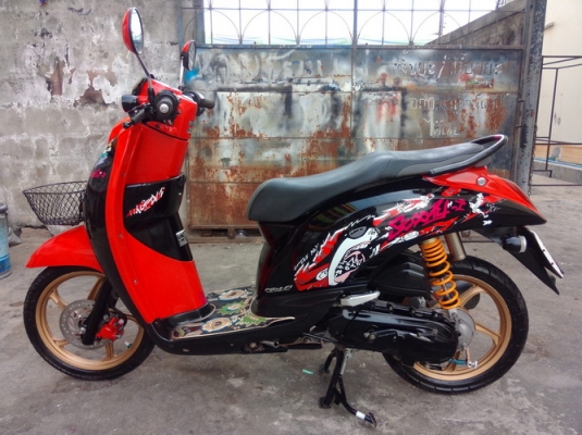 Honda Scoopy-i สีดำ-แดง (ล้อแม็กซ์) ลายแอคทีฟบอย รถปี 55 สวยๆประหยัดน้ำมัน ราคาถูกครับ