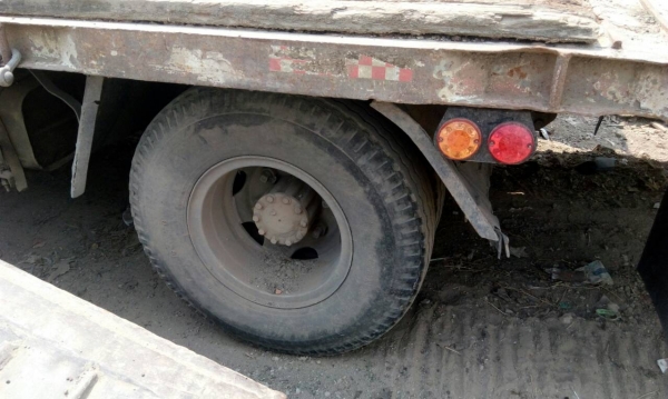 ขายเทลเลอร์ Hino 6 ล้อ 150 แรง สภาพดีใช้งานน้อย พร้อมขับ