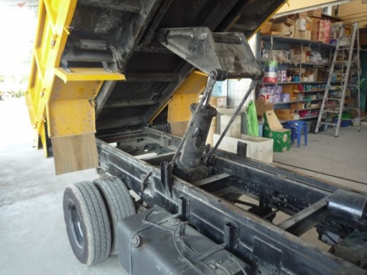 6ล้อดั้มพ์ ป้ายเล็ก ไม่ติดเวลา ราคานี้โอนให้ด้วย