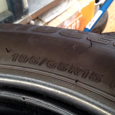 ----ขายแล้ว----ขนาด 195-65-15 BRIGEDSTONE