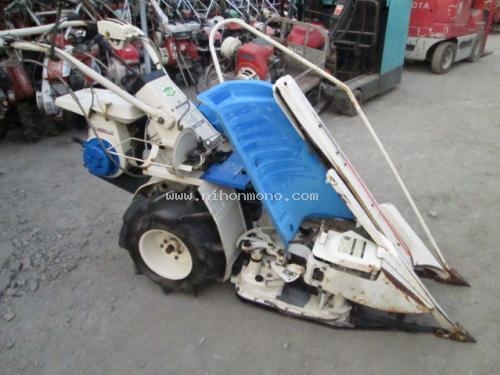 รถเกี่ยวข้าวเดินตาม   ISEKI   RL30   รหัสสินค้า : 80802360  หรือเพิ่มเติมไดที่ www.nihonmono.com