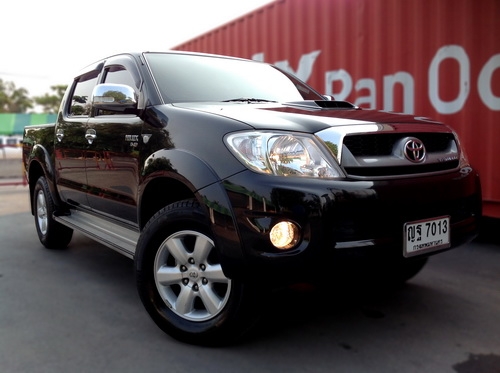 **ขายToyota Vigo ปี11 2.5E MT VNTurboตัวสูง 4ประตู สีดำ วิ่งแค่8หมื่น  สวยสุดกว่าใครในรุ่น ราคาถูกจัด**มีรูป