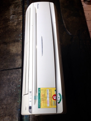 **** ขายแอร์ DAIKIN 9000 BTU สภาพสวย **** **** ขายแอร์ DAIKIN 9000 BTU สภาพสวย ****