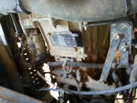 รถอีซูซุ 6 ล้อดั้ม FRR  210 แรงม้า. ปี 54  ( ปลายปี. )   ( รถวิ่ง 6x,xxx กม. )   สนใจติดต่อ 081 - 6079515     (  จัดไฟแนนซ์. ได้ !!  )