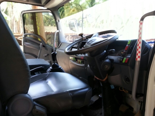 รถอีซูซุ 6 ล้อดั้ม FRR  210 แรงม้า. ปี 54  ( ปลายปี. )   ( รถวิ่ง 6x,xxx กม. )   สนใจติดต่อ 081 - 6079515     (  จัดไฟแนนซ์. ได้ !!  )