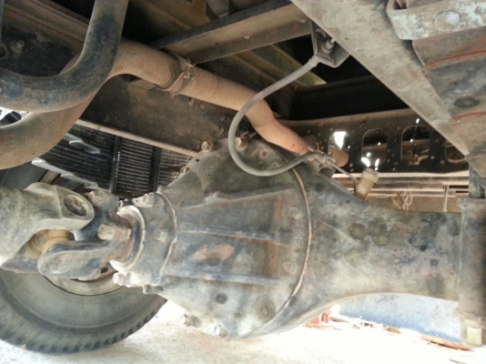 รถอีซูซุ 6 ล้อดั้ม FRR  210 แรงม้า. ปี 54  ( ปลายปี. )   ( รถวิ่ง 6x,xxx กม. )   สนใจติดต่อ 081 - 6079515     (  จัดไฟแนนซ์. ได้ !!  )