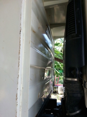 รถอีซูซุ 6 ล้อดั้ม FRR  210 แรงม้า. ปี 54  ( ปลายปี. )   ( รถวิ่ง 6x,xxx กม. )   สนใจติดต่อ 081 - 6079515     (  จัดไฟแนนซ์. ได้ !!  )