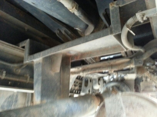 รถอีซูซุ 6 ล้อดั้ม FRR  210 แรงม้า. ปี 54  ( ปลายปี. )   ( รถวิ่ง 6x,xxx กม. )   สนใจติดต่อ 081 - 6079515     (  จัดไฟแนนซ์. ได้ !!  )