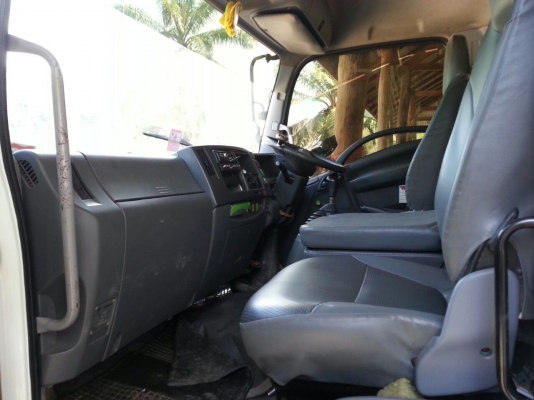 รถอีซูซุ 6 ล้อดั้ม FRR  210 แรงม้า. ปี 54  ( ปลายปี. )   ( รถวิ่ง 6x,xxx กม. )   สนใจติดต่อ 081 - 6079515     (  จัดไฟแนนซ์. ได้ !!  )