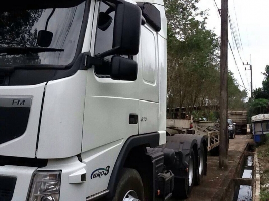 รถ VOLVO 10 ล้อ หัวลาก 370 แรงม้า. ปี 55 ( รถวิ่ง 6x,xxx กว่า กม. )    สนใจติดต่อ  081 - 6079515
