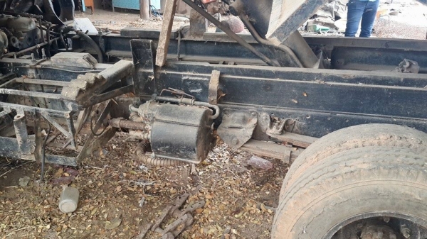 ขาย6ล้อดัมพ์TOYOTA BU20เครื่อง85แรง แชชซีสวยเครื่องดี เครื่องดีเอกสารเล่มทะเบียน พร้อม สภาพาพพร้อมลุยงาน กระบอกดีดัมพ์พร้อมใช้