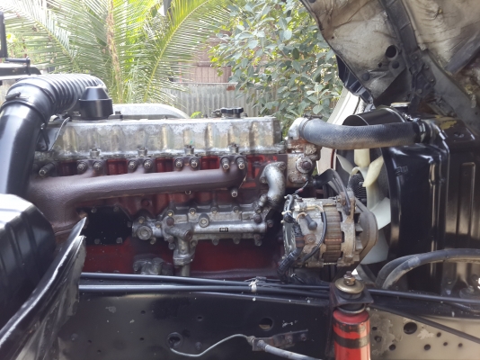 ขายรถดั้มพ์ 6 ล้อ HINO เครื่อง HO7D =195 แรงม้า บรรทุกข้าว พืชผลทางการเกษตรดีครับ