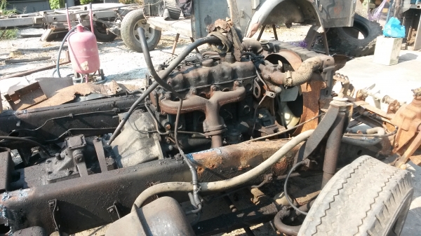 ขายแซสซีติดเครื่องเกียร์6ล้อมาสด้า เป็นรถบัสมาก่อน เอาไปทำอีแต๋นครับ ขาย 40000 บาท อาบน้ำมันไว้