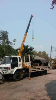 ขายรถ6ล้อ FTRแซสซีใหญ่สวยทั้งเส้น เครื่องแน่นๆพร้อมเครนทาคาโน่ 4ตัน 3ปอก 2ชัก ยาว900 หัวสวยกำลังทำทะเบียนอยู่ขายพร้อมทะเบียน 480000 บาท หากไม่เอาทะเบียนไม่เอาเครน ขาย 320000 บาท