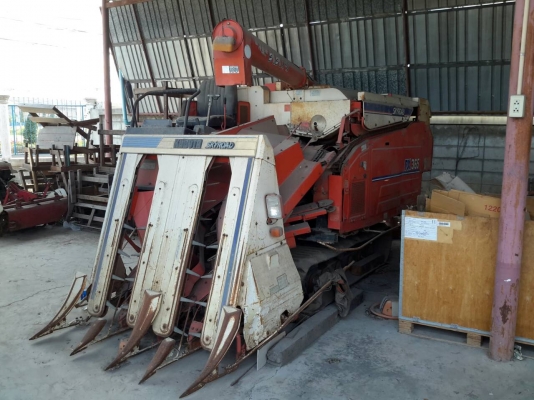 รถเกี่ยว รถไถ อุปกรณ์การเกษตร ขายถูกครับ