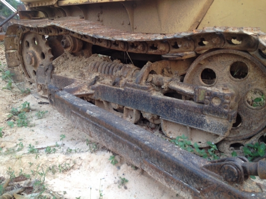 ขายแทร็กเตอร์ KOMATSU D20 รถใช้งานได้ปกติราคาเบาครับ 105000บาทครับ