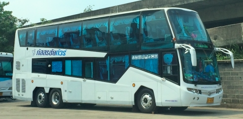 ขายรถบัสสองชั้น ทรงโรโบค็อบ สีขาวทั้งคัน สภาพดีมาก (ทำงานได้ทันที)