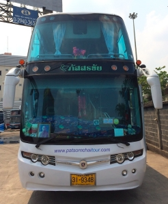 ขายรถบัสสองชั้น ทรงโรโบค็อบ สีขาวทั้งคัน สภาพดีมาก (ทำงานได้ทันที)