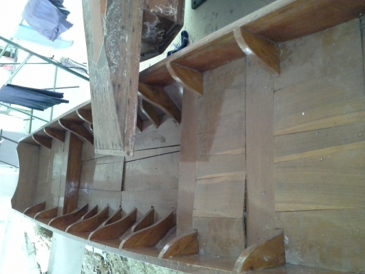 ขายเรือไม้สัก 10 ศอก 2 ลำ ขายเรือไม้สัก 10 ศอก 2 ลำ