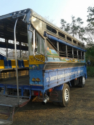 ขายรถ 6 ล้อโดยสาร ISUZU NKR 110 แรงม้า สภาพพร้อมใช้งาน เอกสารพร้อมโอน