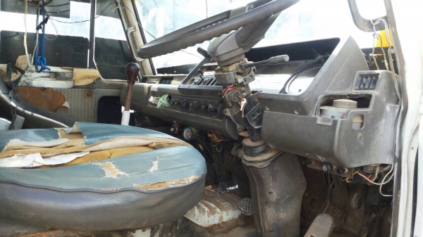 10ลัอ2เพลาบรรทุกน้ำ 230แรง NissanUD. CW430M...รถมี3คัน. สภาพดี. เล่มพร้อม